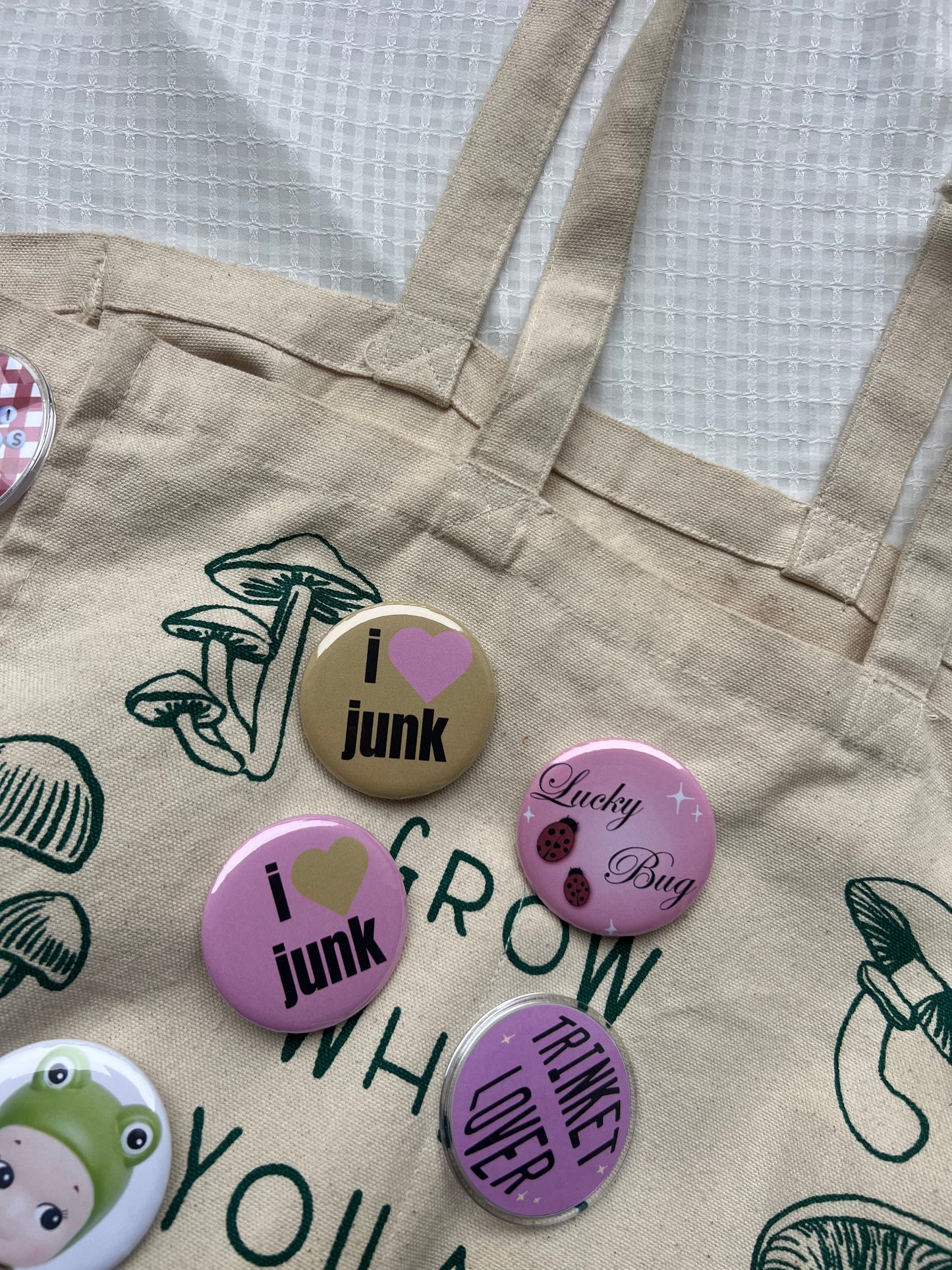 I Heart Junk Pin
